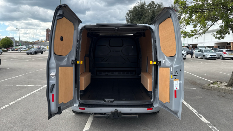 Ford Transit Custom 290 L1 Diesel Fwd 2.0 EcoBlue 170ps Low Roof Sport Van Auto